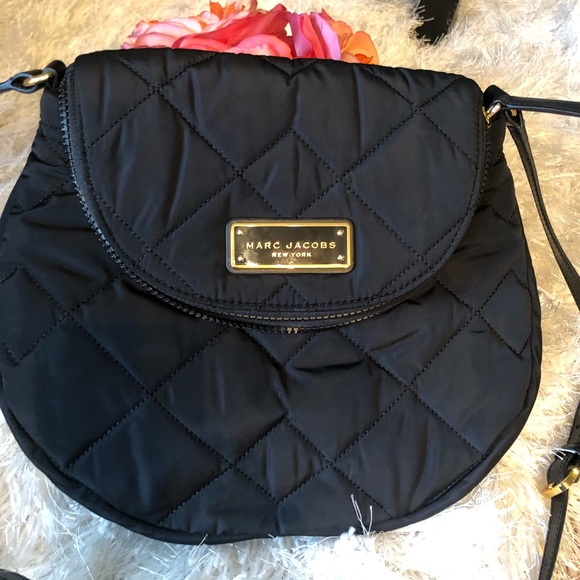 Marc Jacobs Handbags - 🎉HP🎉NEW🌻MARC JACOBS NYLON QUILTED CROSSBODY🌻